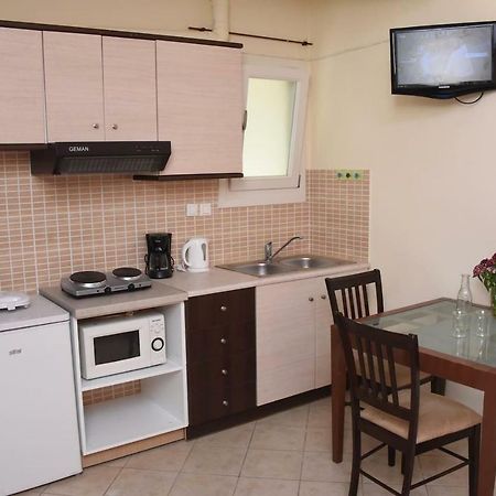 Little Yard Studios & Apartments #5 Budget Studio Naxos City Bagian luar foto