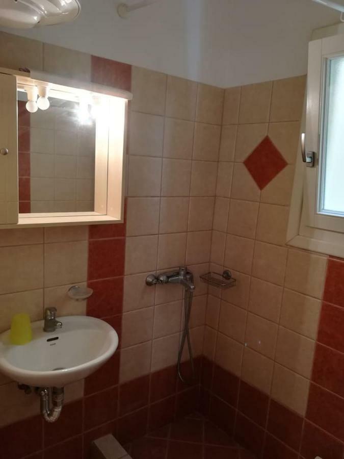 Little Yard Studios & Apartments #5 Budget Studio Naxos City Bagian luar foto